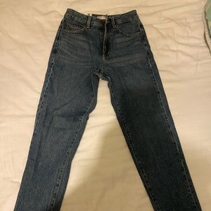 BRAND NEW JEANS